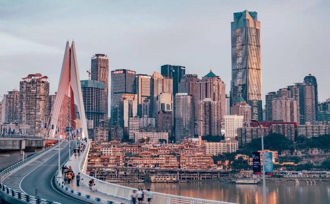 山城之光，重庆，中国对外开放的璀璨窗口